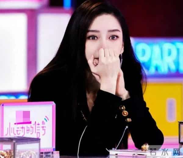 离婚4年后，杨颖被曝出恋情“新瓜”，原来最不体面的是黄晓明！