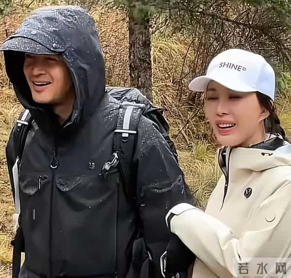 这一次，当众跟胡歌撒娇的田朴珺，没给丈夫王石留一丝体面