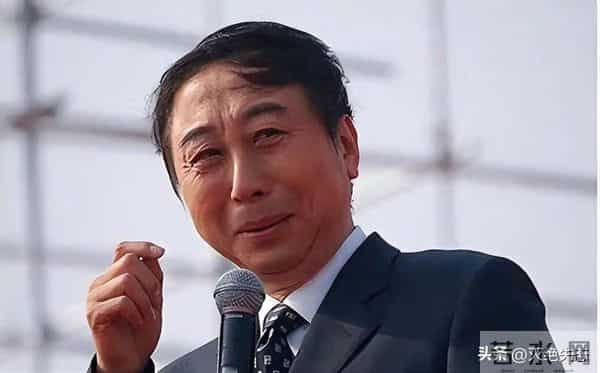 直到曲协11字表态郭德纲被约谈,我才明白,郭麒麟一个字没说错