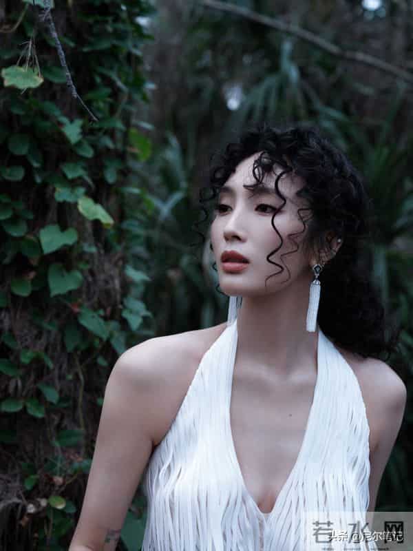 王紫璇：从“小神婆”到影帝爱妻，新婚仅1月被老公亲手送上热搜