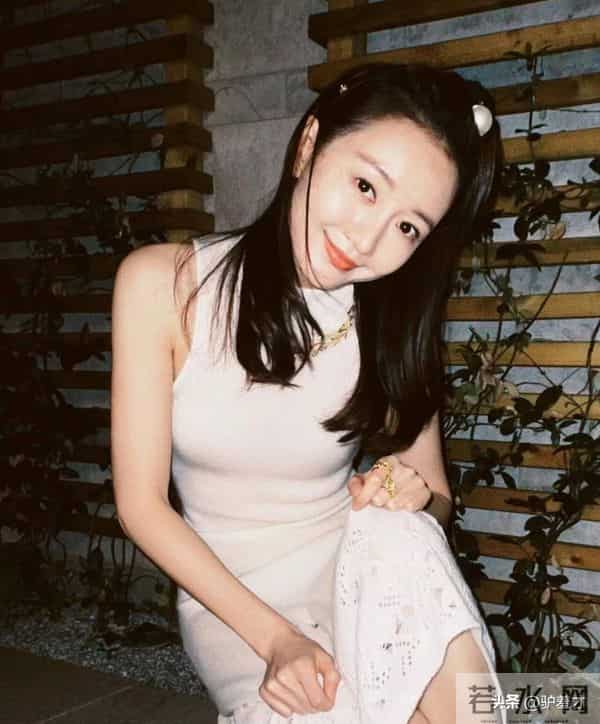 43岁王鸥没想到,低调生下的2岁女儿,如今竟让自己“口碑暴增”