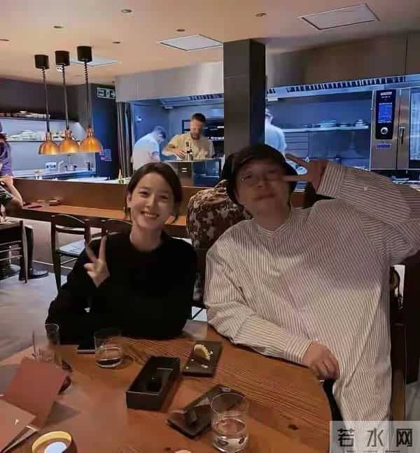 杜海涛又和章泽天约饭啦，他已是留学圈的大红人