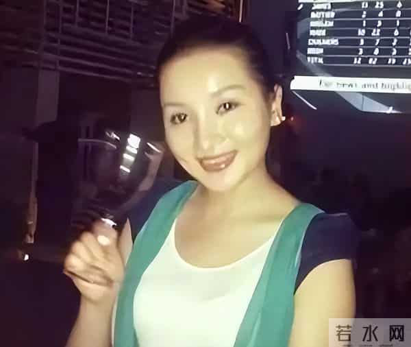 演员饶芯语:结婚11年,如今丈夫王奎荣78岁了,她的婚姻幸福吗