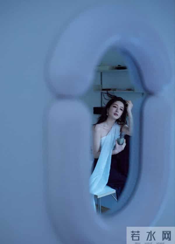 江疏影光脚美照，清冷美丽！