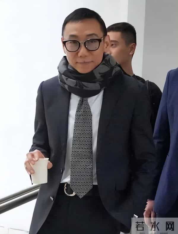 越扒越有!张柏芝被追债牵出,与三任经纪人反目过,理由出奇一致