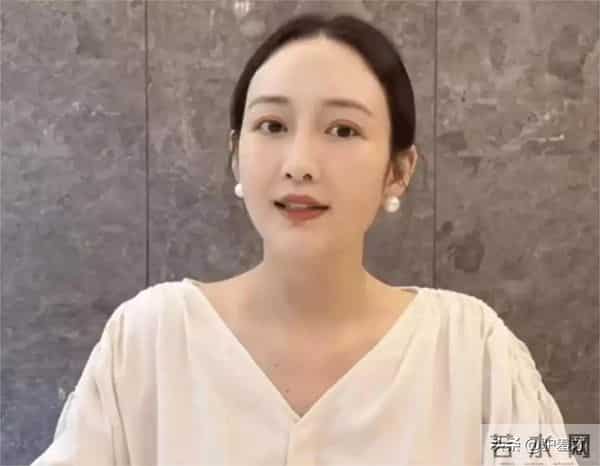 43岁王鸥没想到,低调生下的2岁女儿,如今竟让自己“口碑暴增”