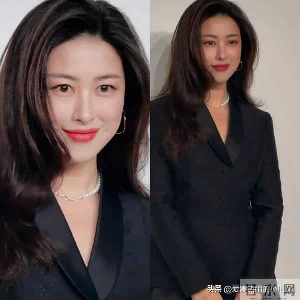 这夜，骨相极佳的周也，笑脸相迎的章子怡，都败给了气场全开的她