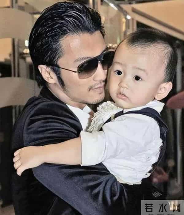 这一次，泪洒法庭的张柏芝，给离婚女人提了个醒，谢霆锋没说错