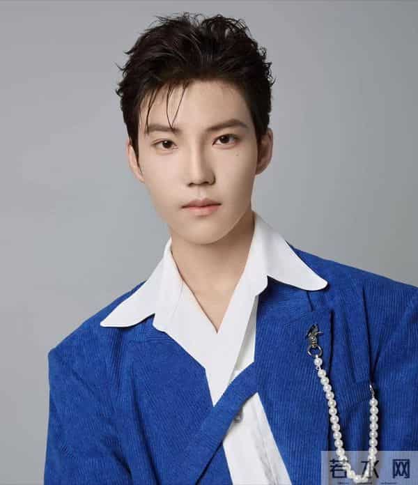 明明长相平平，却总扮演“绝世美男”，这5位短剧男主脸红不红