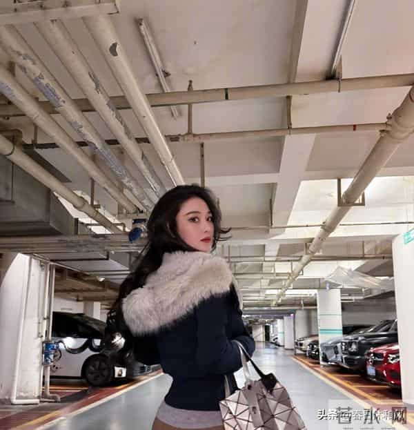 网传张馨予上课划水？本尊晒排练照霸气回应：姐是练过的