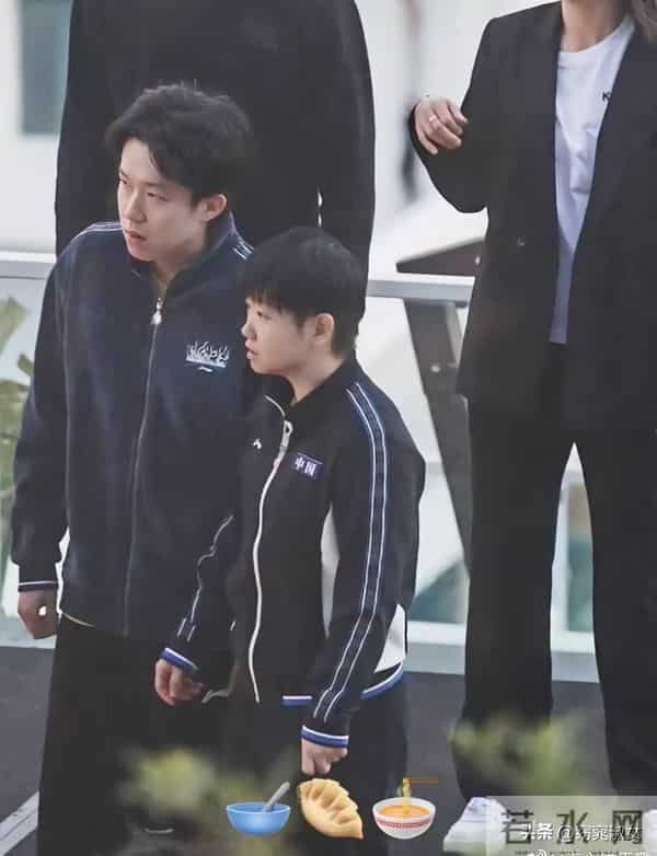 莎莎和大头站一块真的很般配,我敢打赌没人不想他们在一起的吧?