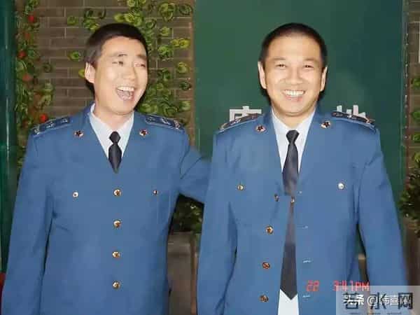 63岁周小斌突然暴瘦,形象大变认不出,四十岁结婚,妻女未露过面