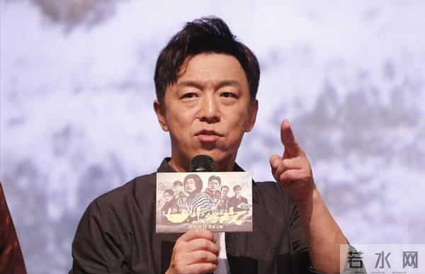 黄渤没说错，53岁未婚，为尽孝定居青岛的谭凯，已走上另一条大道