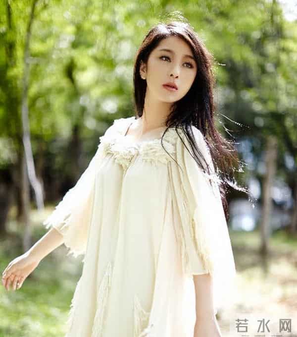 她靠星光大道一炮而红,却因当小三前途尽毁,今39岁活成这样