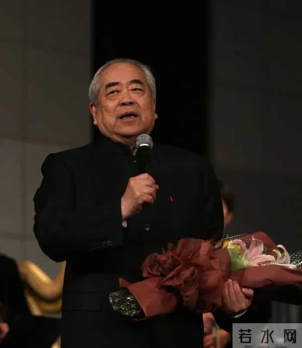 87岁范曾发布声明：与小50岁娇妻喜得独子，跟女儿、继子断绝关系，今后相关公私事宜均仅由妻子全权负责