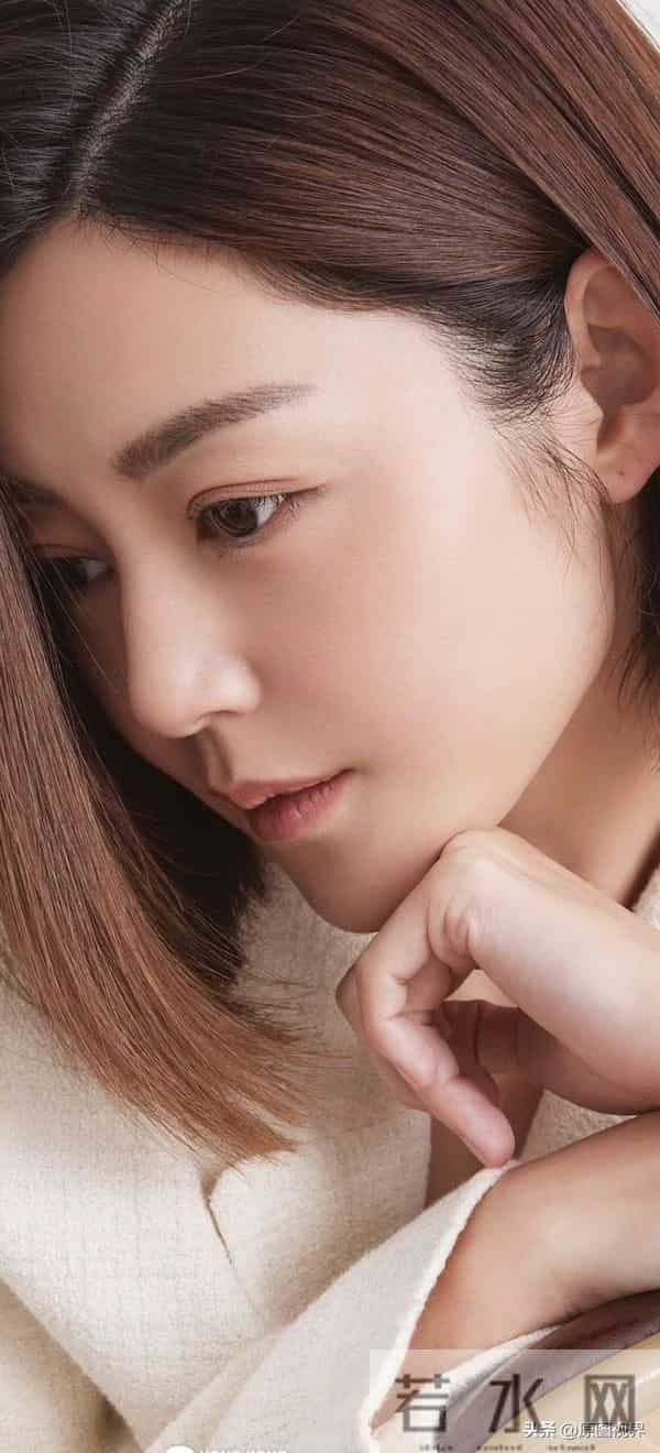 红气养人——卫诗雅时尚写真大图