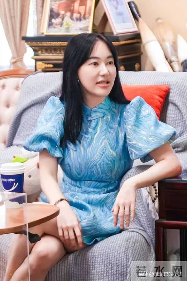 范曾露面回应，37岁徐萌近期产下独子，与54岁女儿断绝关系