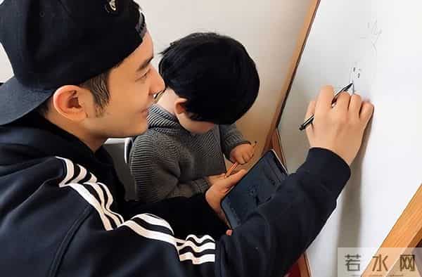 离婚4年后，杨颖被曝出恋情“新瓜”，原来最不体面的是黄晓明！