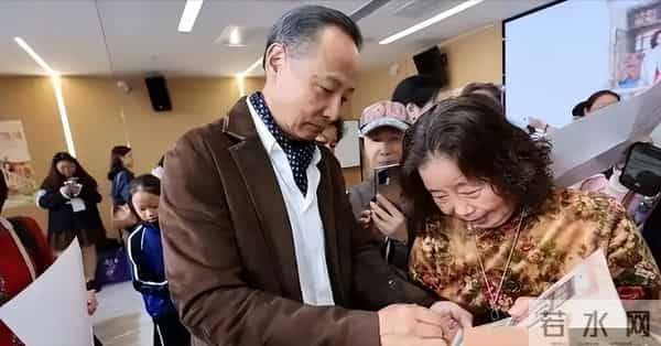 原来他们是夫妻!周野芒二婚妻子身份曝光不简单,难怪要自证清白