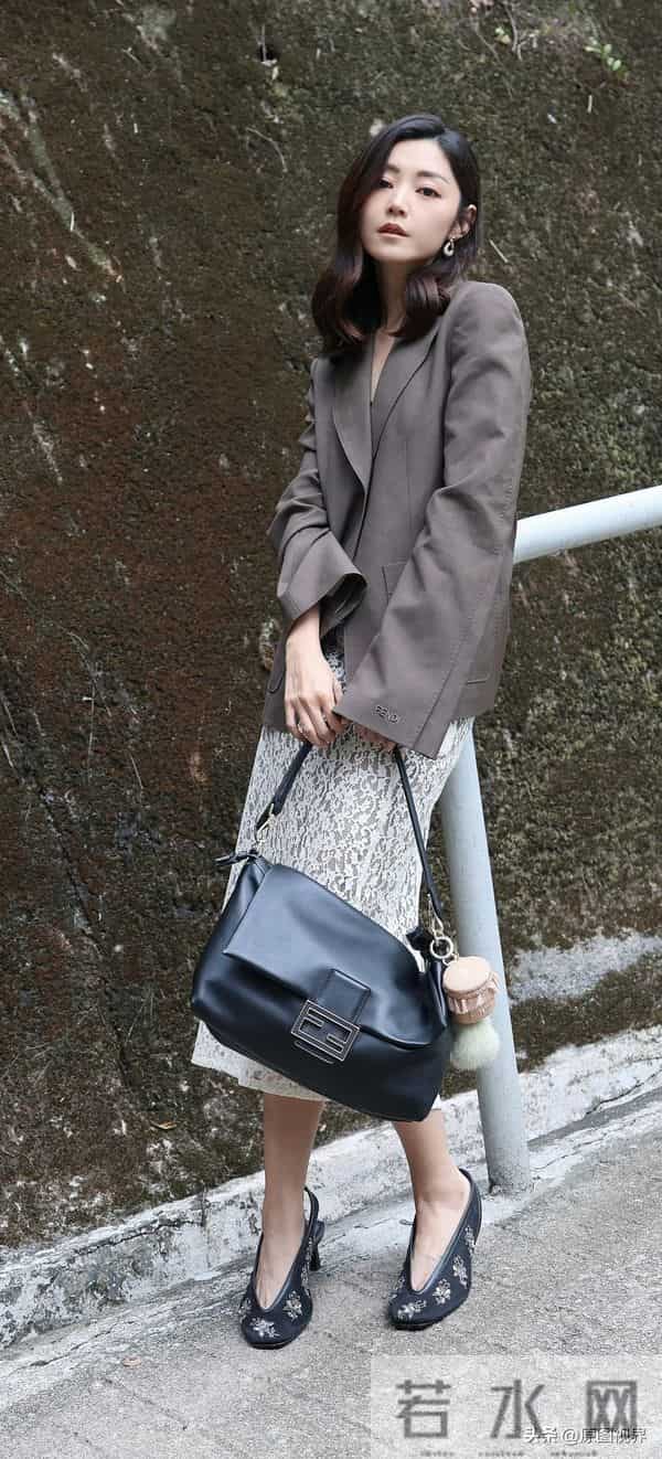 红气养人——卫诗雅时尚写真大图