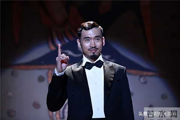 爸是导演，妈是演员，演技不次于朱亚文，47岁演《大生意人》红了