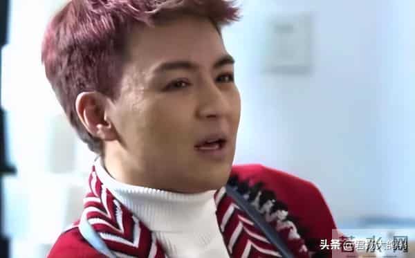 他们俩原来是父子,父亲两获飞天奖是老戏骨,儿子年近50是演技派