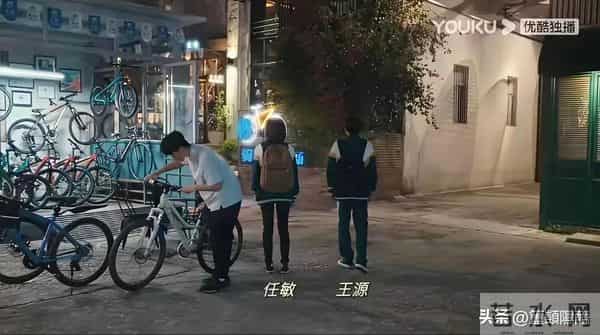 不合影不知道，一合影全露馅！原来这些明星都是潜藏的“小土豆”