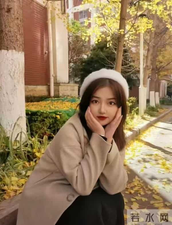 突发!云南网红彤彤去世,年仅25岁,刚大学毕业,长得很漂亮