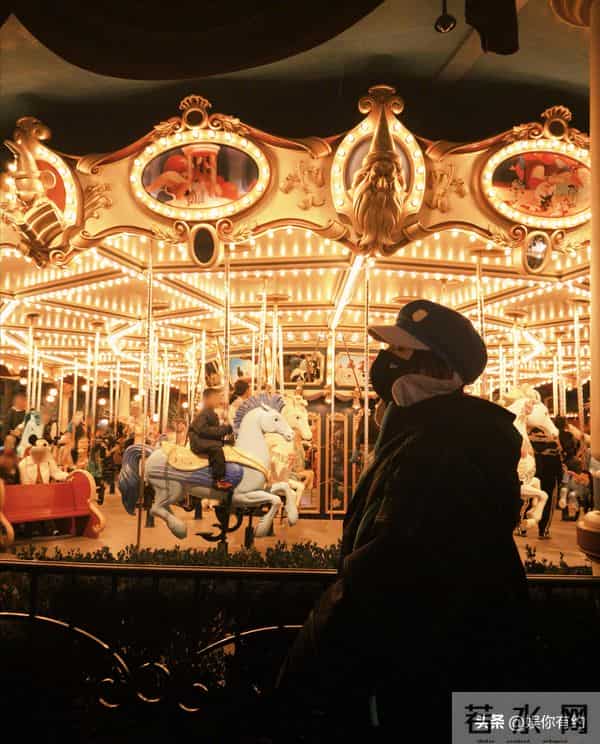 鹿晗"深夜买醉"1年后,再看关晓彤的处境,杨幂的话终于有人信了