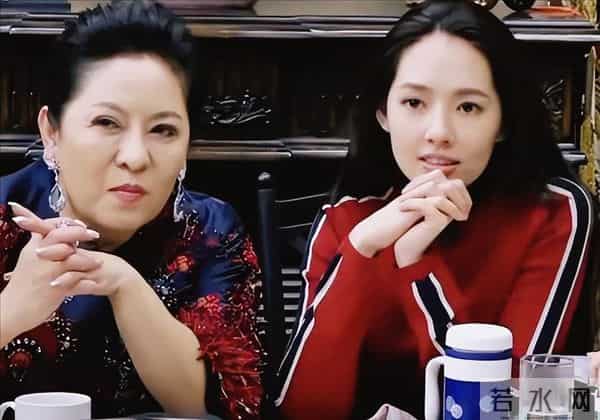 郭碧婷人间清醒：婆婆给我很多钱，我只在乎向佐有没有与孩子联系