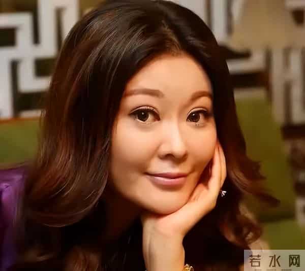 善恶终有报！前央视王牌主持人王小骞，如今沦落为“人人喊打”？