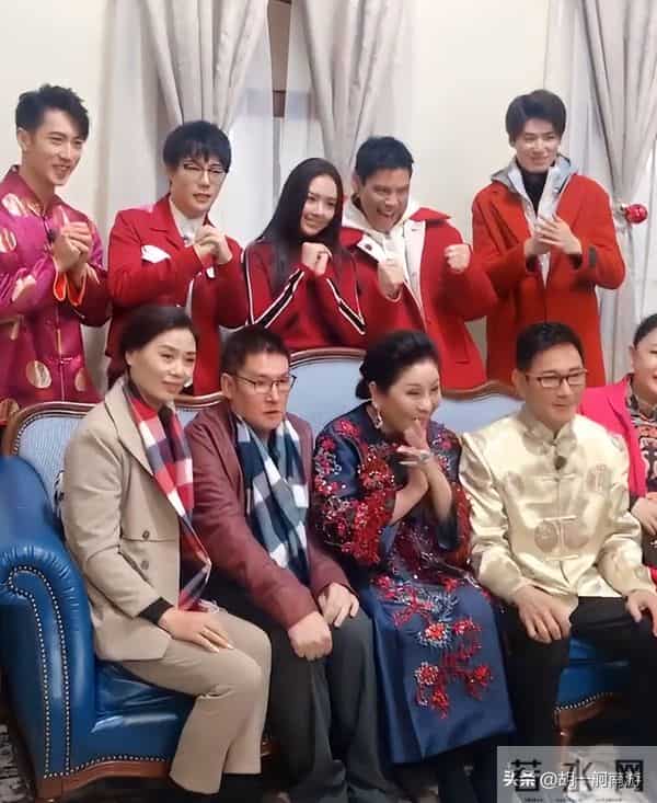 离谱！不到2天连曝仨瓜，长期分居只在乎娃、断绝关系、被约谈