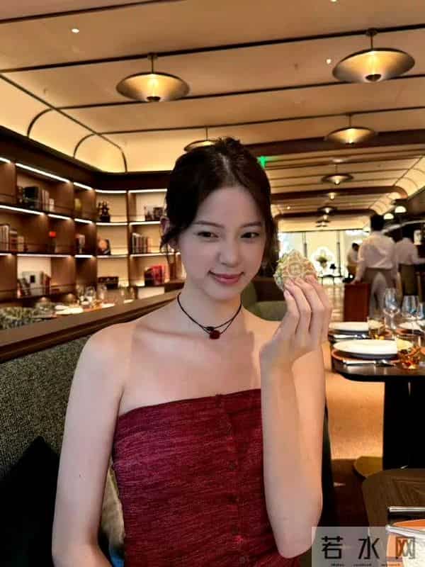 欧阳娜娜 可可爱爱