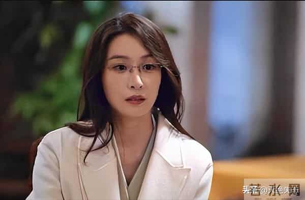 她明明比吴越漂亮，也比曾黎年轻，可于和伟2次合作都没让她火