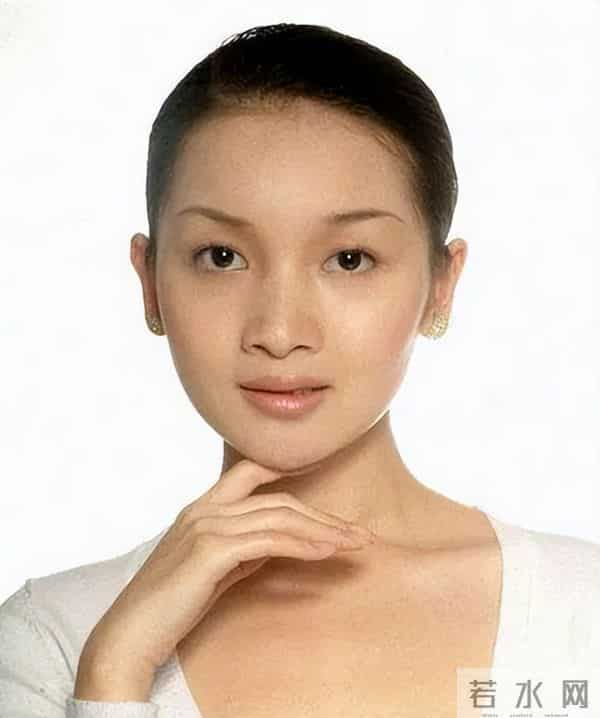 演员饶芯语:结婚11年,如今丈夫王奎荣78岁了,她的婚姻幸福吗