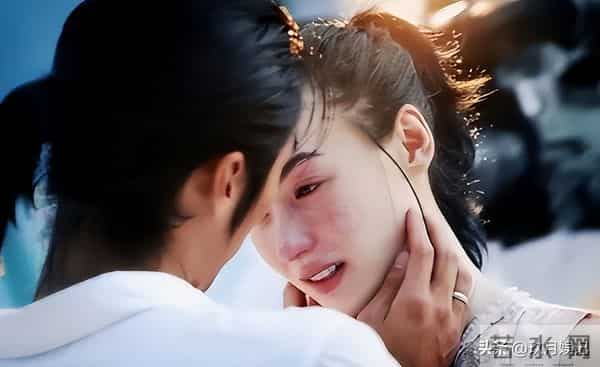 法庭之上崩溃大哭的张柏芝,当众大喊:不公平,所有东西都是假的