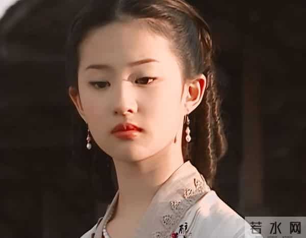 国内挣钱国外花？被金鹰奖"除名"的刘亦菲，终是为母亲的糊涂买单