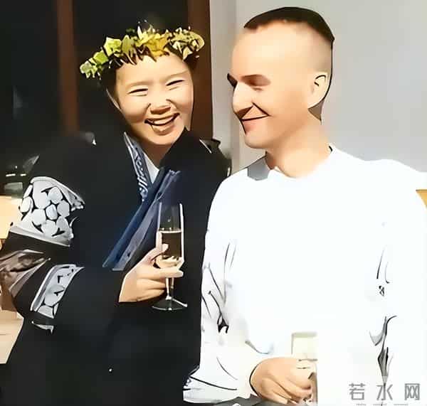 龚琳娜自曝离婚真相:搂着睡了20年,却等来丈夫新交的“女朋友”