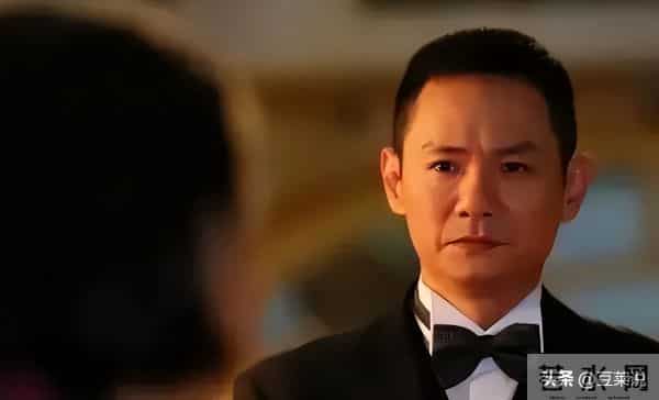 16年前，曾在爱妻葬礼上哭到昏厥，永不再娶的果靖霖，如今怎样了