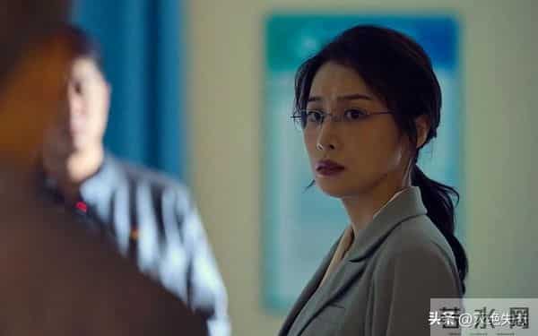 她明明比吴越漂亮，也比曾黎年轻，可于和伟2次合作都没让她火