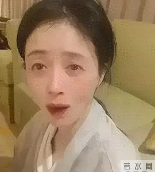 走了大S老路?42岁蒋欣减肥崩溃落泪,给女明星们狠狠上了一课