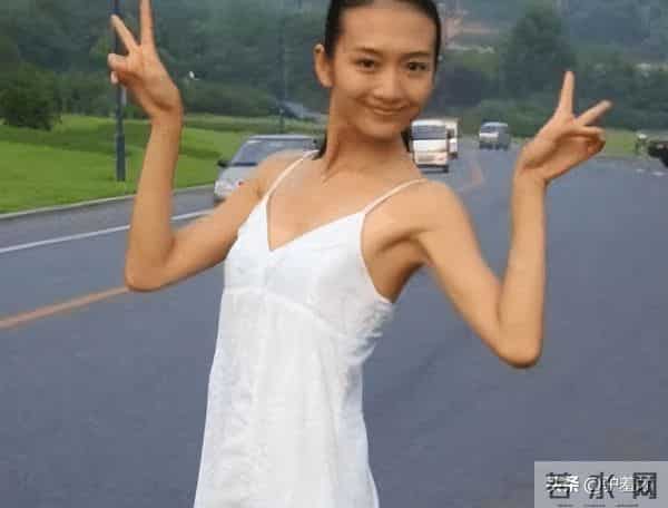 43岁王鸥没想到,低调生下的2岁女儿,如今竟让自己“口碑暴增”