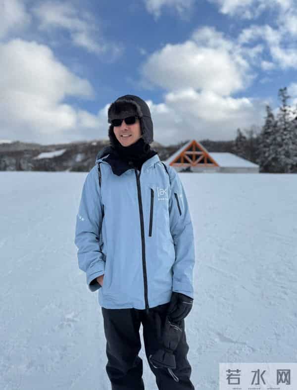 自曝确诊癌症后,演员立威廉分享旅行照:现在感觉好多了