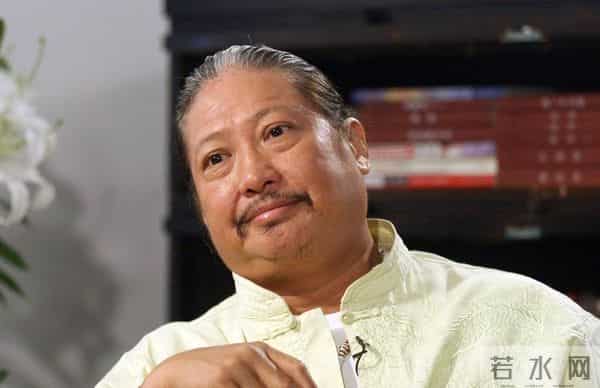 李连杰回应"变年轻"仅3天，洪金宝儿子发声，回春真相大白