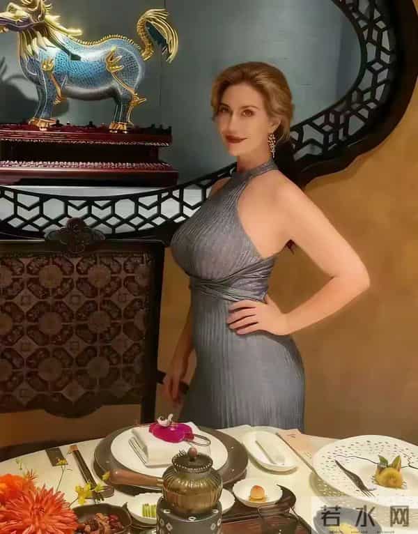 她这大体格身材,满分100分的话,你能最多打多少分