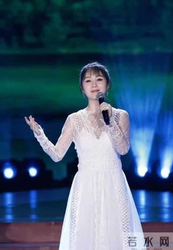 她靠星光大道一炮而红,却因当小三前途尽毁,今39岁活成这样