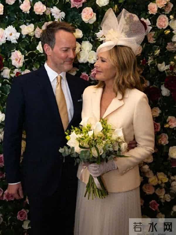 我们最爱的她69岁四婚嫁小14岁帅哥,活得爽全因这句顶级信条