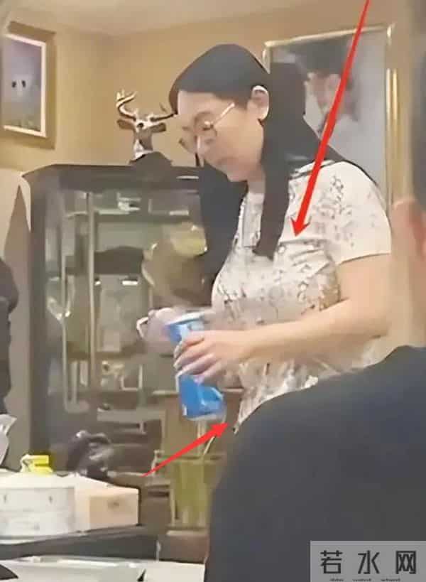 87岁范曾官宣得子，与女儿断绝关系，37岁妻子徐萌孕肚照曝光