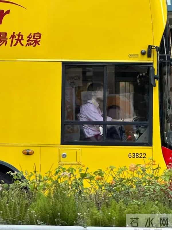 42岁香港男星再考旅游巴车牌！幕前工作少转行发展：一点都不容易