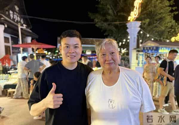 洪金宝状态回春再上热搜!被质疑注射“神秘液体”,儿子最新回应